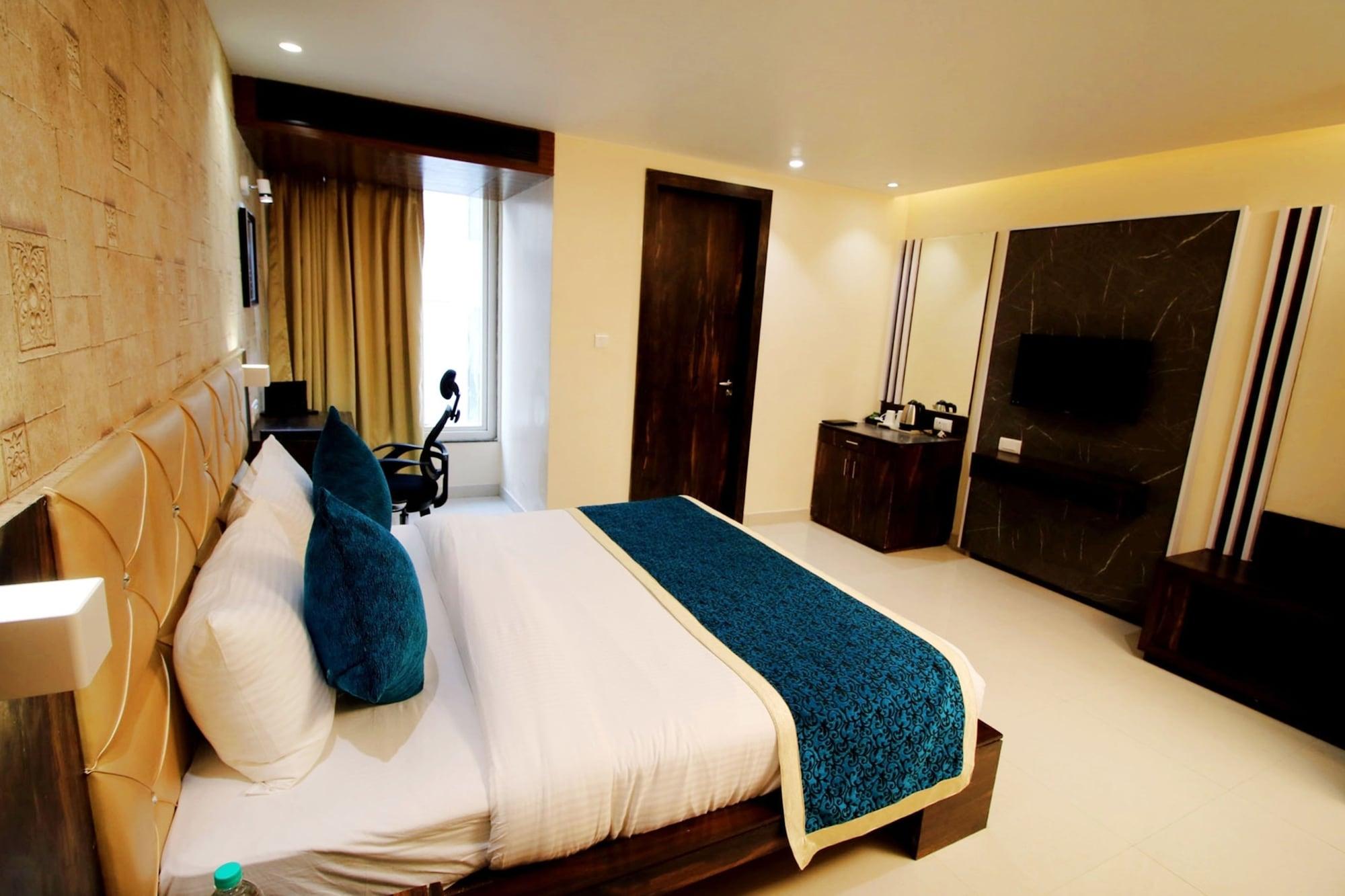 Pinnacle By Click Hotels, Лакхнау Экстерьер фото