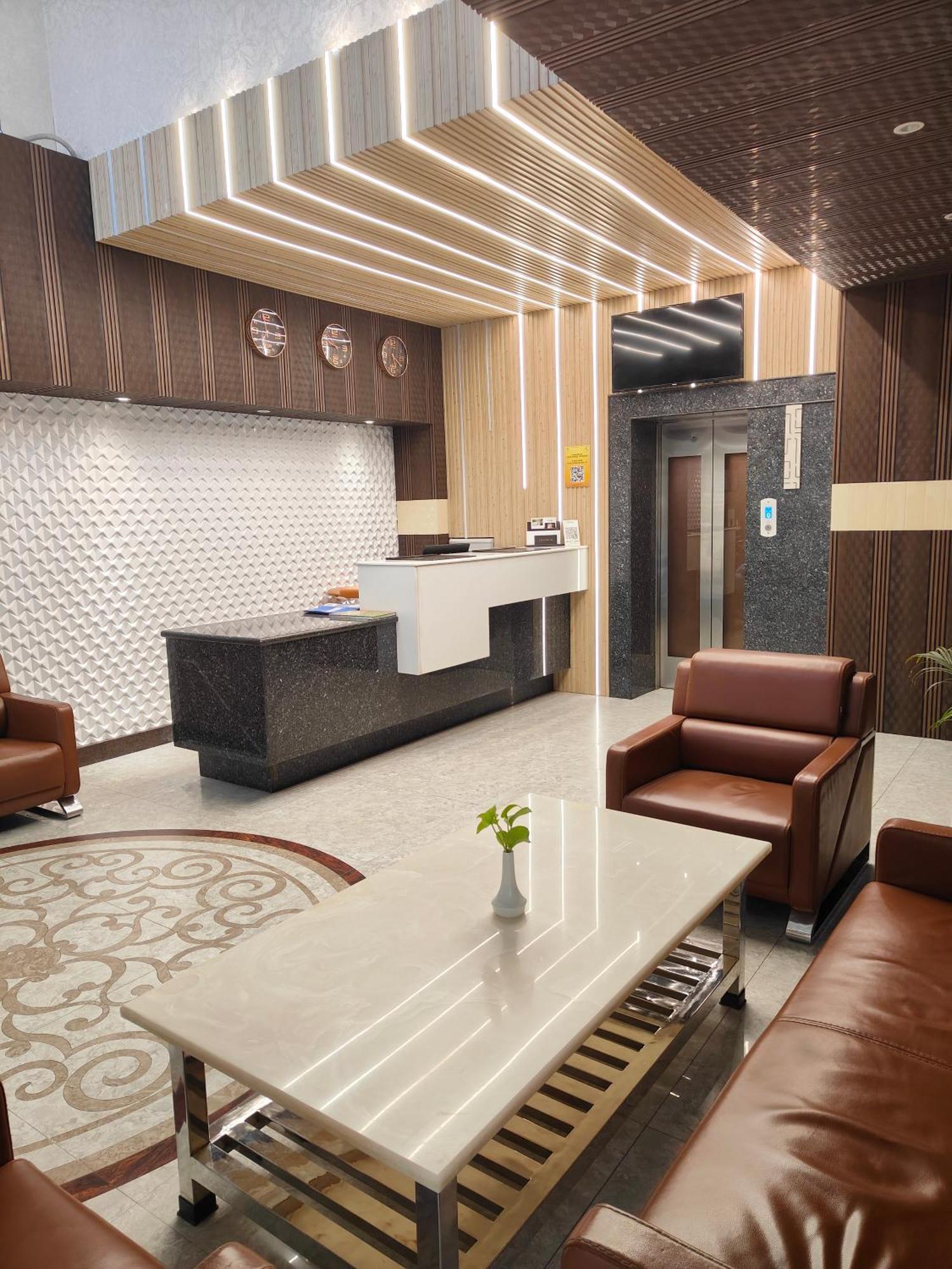 Pinnacle By Click Hotels, Лакхнау Экстерьер фото